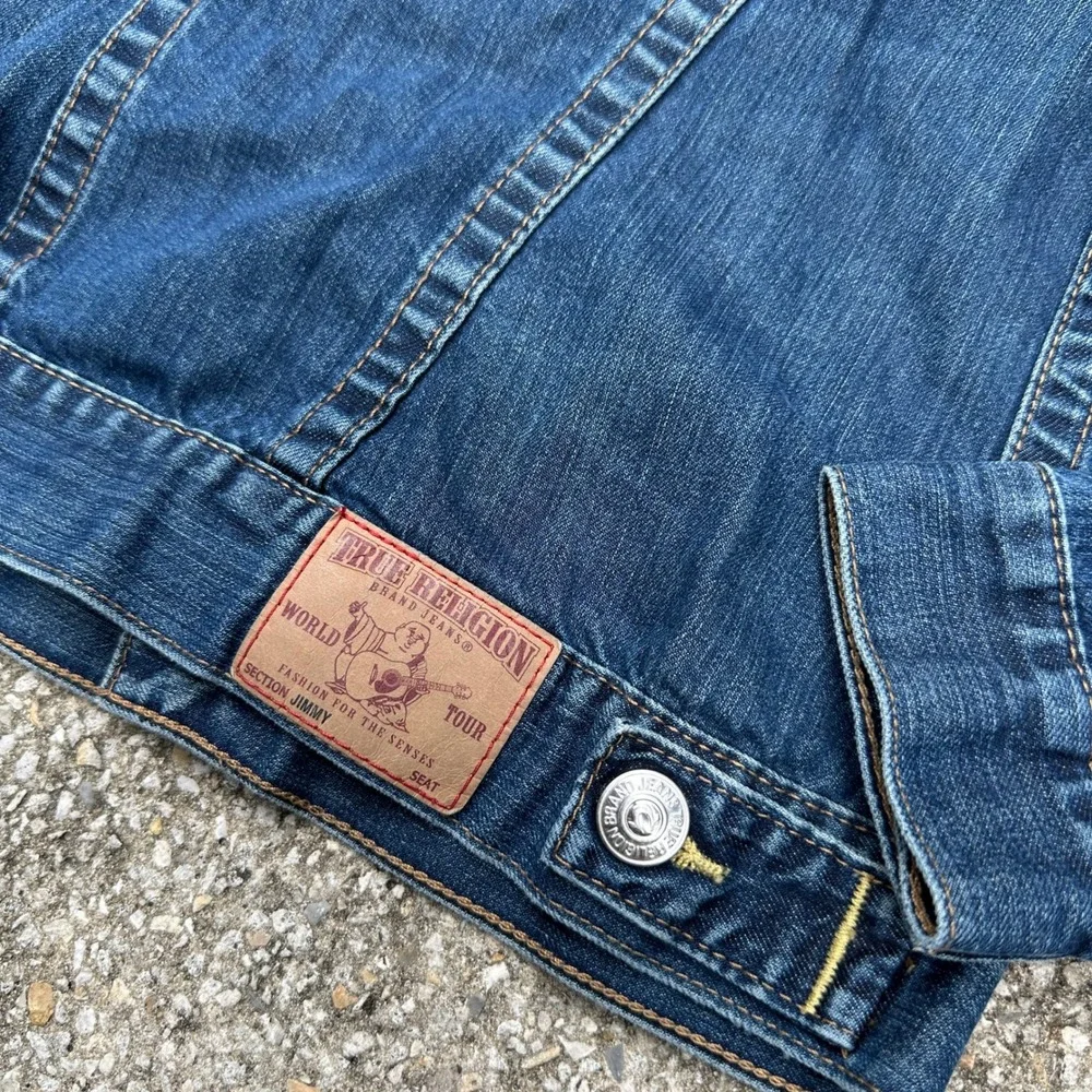 True Religion Jimmy Denim Jacket Mens Large Blue Trucker Faded Horseshoe Stitch